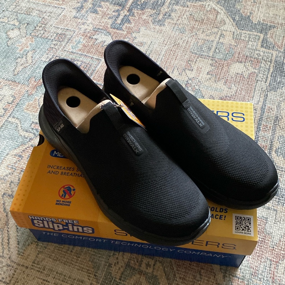 Skechers Go-Walk; Men’s size 11, black
